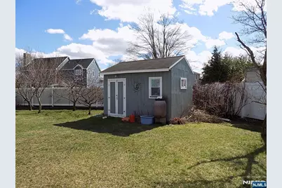 9 Baxter Place, Pequannock Township, NJ 07440 - Photo 5