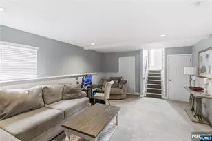 32 Oak Point Dr, Hamburg, NJ 07419 - Photo 13