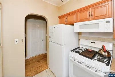 188 Highwood Avenue, Glen Rock, NJ 07452 - Photo 13