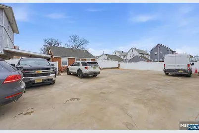 909-911 Monroe Avenue, Elizabeth, NJ 07201 - Photo 37