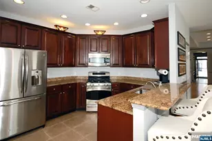 8 Quartz Way, Woodland Park, NJ 07424 - Photo 7