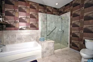 8 Quartz Way, Woodland Park, NJ 07424 - Photo 13
