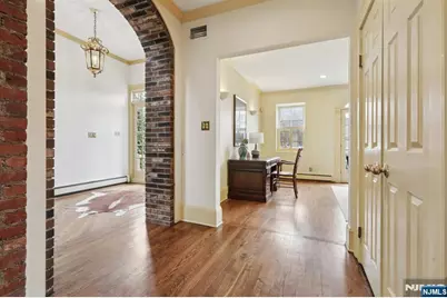 167 Hobart Avenue, Millburn, NJ 07078 - Photo 5