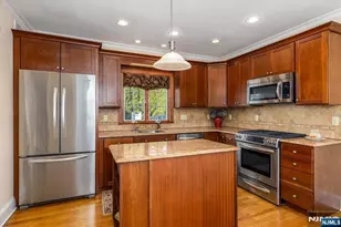 4 Peru Rd, Clifton, NJ 07012 - Photo 11