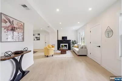 10-12 Mulford Place, Newark, NJ 07112 - Photo 5