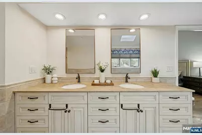 1 Laurel Court, Oakland, NJ 07436 - Photo 35