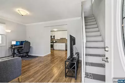 22 Treptow Street, Little Ferry, NJ 07643 - Photo 5