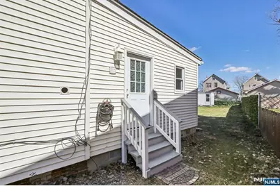 22 Treptow Street, Little Ferry, NJ 07643 - Photo 33