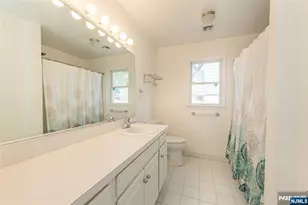 34 Thomas St, Caldwell, NJ 07006 - Photo 17