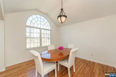 34 Thomas Street, Caldwell, NJ 07006 - Photo 3