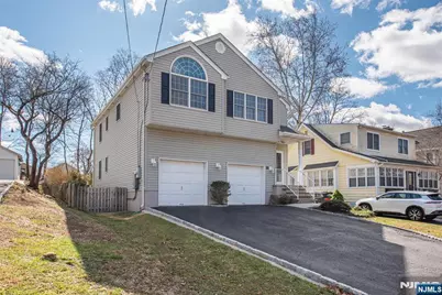 34 Thomas Street, Caldwell, NJ 07006 - Photo 23