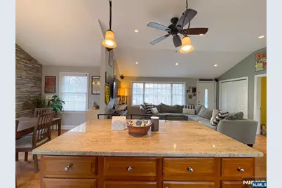 28 Woodside Drive, West Milford, NJ 07480 - Photo 15