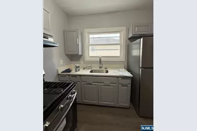 108-110 Vassar Avenue, Newark, NJ 07112 - Photo 13