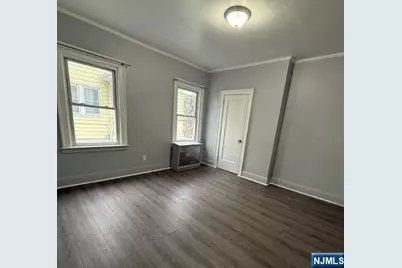 108-110 Vassar Avenue, Newark, NJ 07112 - Photo 11