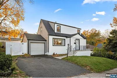 636 Elm Avenue, Ridgefield, NJ 07657 - Photo 1