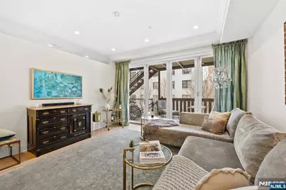 720 Willow Avenue 3 #3, Hoboken, NJ 07030 - Photo 3