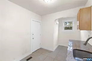 24-26 Irving Ave, Newark, NJ 07112 - Photo 41