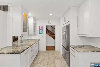 127 Westervelt Avenue, Tenafly, NJ 07670 - Photo 23