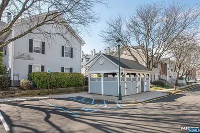 1060 Chedworth Circle, Mahwah, NJ 07430 - Photo 3