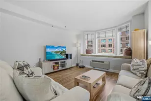 5114 City Pl, Edgewater, NJ 07020 - Photo 3