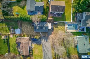 203 Snedeker Pl, Northvale, NJ 07647 - Photo 17
