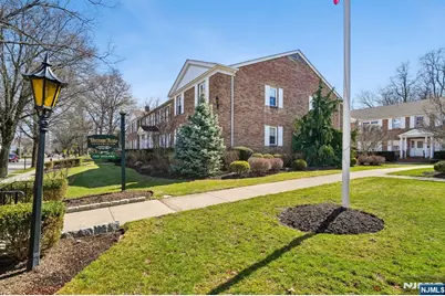 364 Ridgewood Avenue 3 #3, Ridgewood, NJ 07450 - Photo 25
