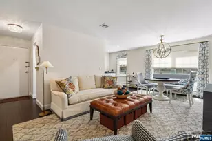 364 Ridgewood Ave 3, Ridgewood, NJ 07450 - Photo 3