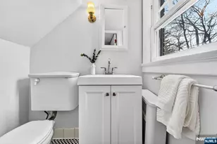 170 Christopher St, Montclair, NJ 07042 - Photo 15