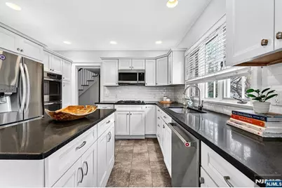 170 Christopher Street, Montclair, NJ 07042 - Photo 7