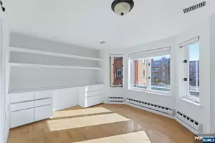 308 Nelson Ct, Edgewater, NJ 07020 - Photo 15