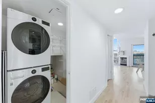 308 Nelson Ct, Edgewater, NJ 07020 - Photo 29