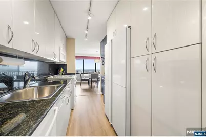 277 Prospect Avenue 14B #14B, Hackensack, NJ 07601 - Photo 9