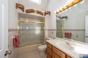 35 Turnberry Rd, Little Falls Township, NJ 07424 - Photo 27