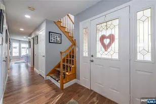 35 Turnberry Rd, Little Falls Township, NJ 07424 - Photo 3