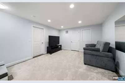 15 Clinton Street, Norwood, NJ 07648 - Photo 33