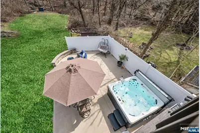 27 Mountain Avenue, Wanaque, NJ 07465 - Photo 17