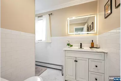 27 Mountain Avenue, Wanaque, NJ 07465 - Photo 21