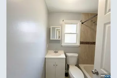 237-239 6th Avenue, Newark, NJ 07107 - Photo 17
