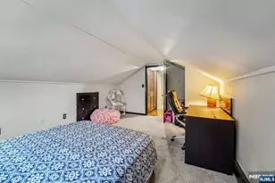 51 Catherine St, Bloomingdale, NJ 07403 - Photo 31