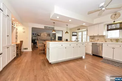 30 Chestnut Ridge Road, Saddle River, NJ 07458 - Photo 17