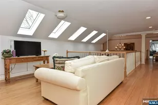 30 Chestnut Ridge Rd, Saddle River, NJ 07458 - Photo 31