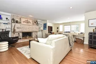 30 Chestnut Ridge Rd, Saddle River, NJ 07458 - Photo 7