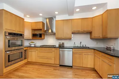 227 Grove Street, Montclair, NJ 07042 - Photo 17