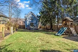 82 Essex Ave, Glen Ridge, NJ 07028 - Photo 27