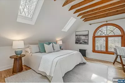 82 Essex Avenue, Glen Ridge, NJ 07028 - Photo 17