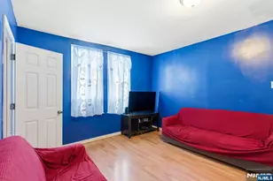 29 Victoria Ave, Newark, NJ 07104 - Photo 5