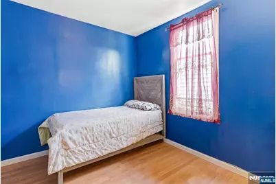 29 Victoria Avenue, Newark, NJ 07104 - Photo 13