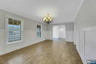 488 Fairlawn Pkwy, Saddle Brook Township, NJ 07663 - Photo 7