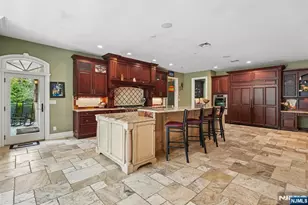35 Echo Ridge Rd, Upper Saddle River, NJ 07458 - Photo 15