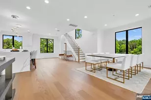 2 Skye Dr, Paramus, NJ 07652 - Photo 3